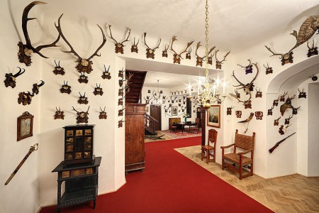 hrad-cesky-sternberk - lovecky-salon